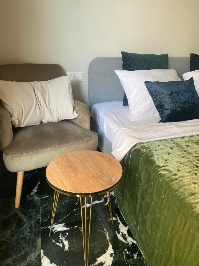 5 Rooms Atena Exterior foto