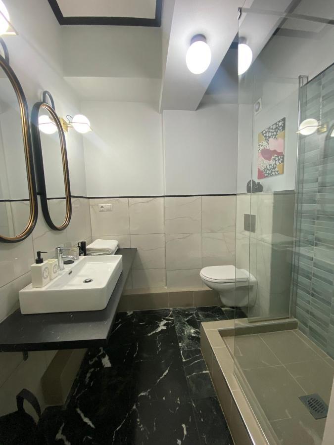 5 Rooms Atena Exterior foto