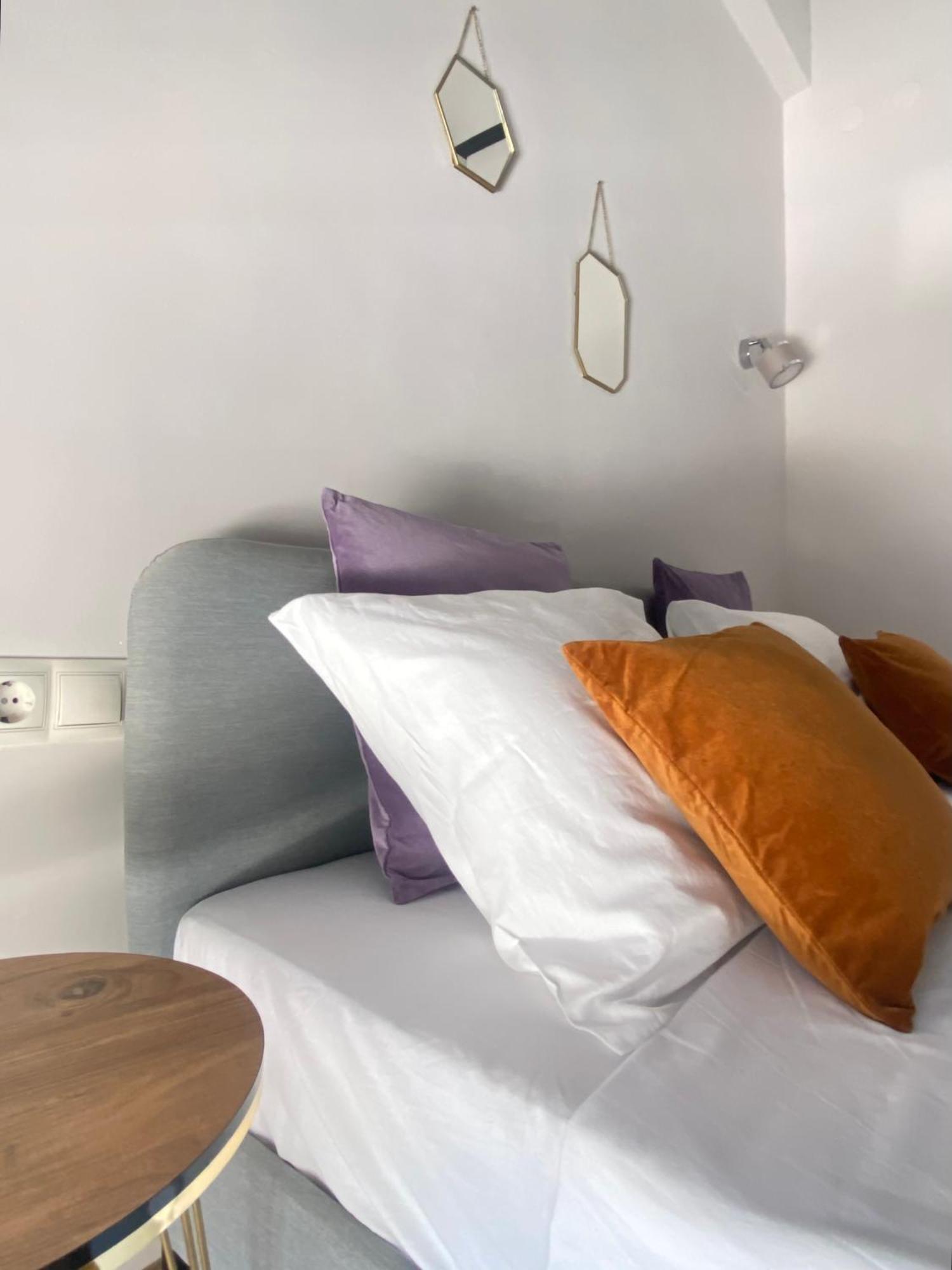 5 Rooms Atena Exterior foto