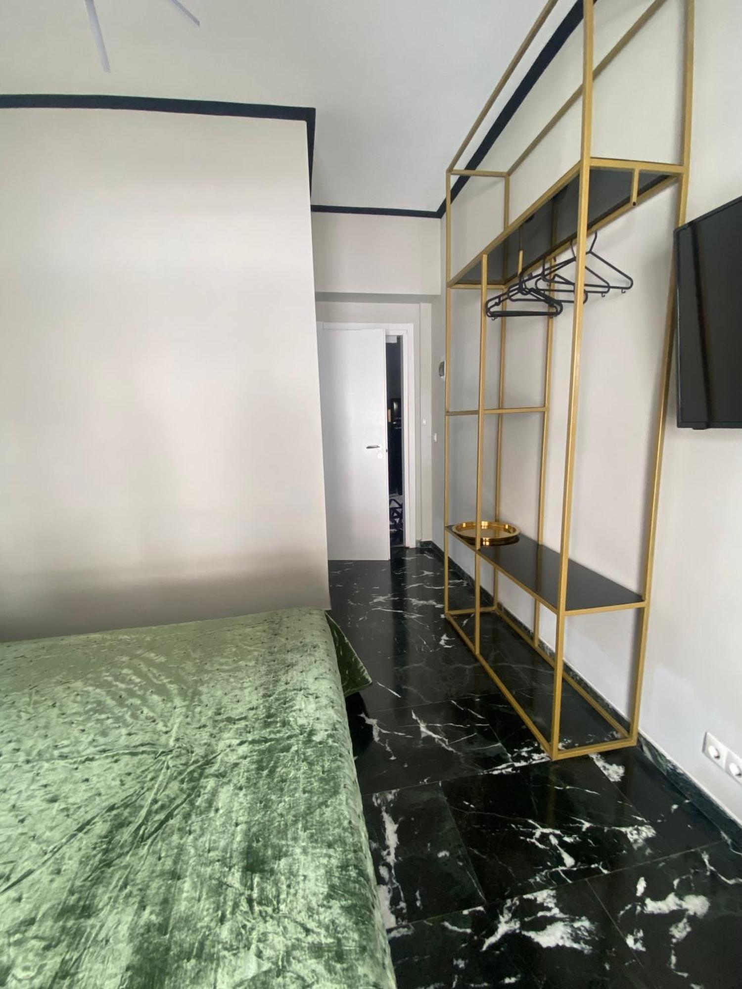 5 Rooms Atena Exterior foto